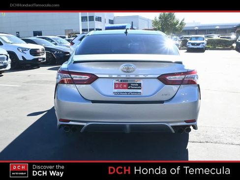 Used 2020 Toyota Camry XSE image 6