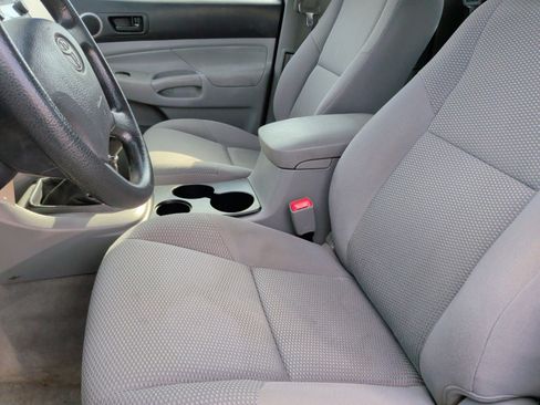 Used 2009 Toyota Tacoma PreRunner image 22