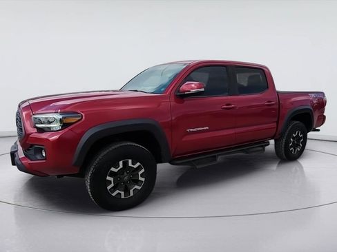 Used 2021 Toyota Tacoma TRD Off-Road w/ Technology Package AWD/4WD image 4