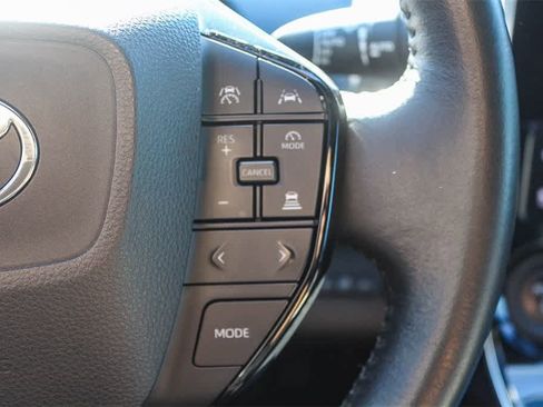 Used 2023 Toyota bZ4X Limited image 34