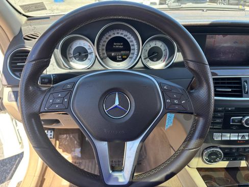 Used 2014 Mercedes-Benz C 300 4MATIC Sedan image 13