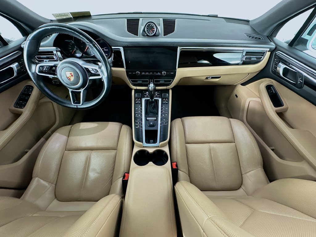 Used 2020 Porsche Macan AWD/4WD image 10