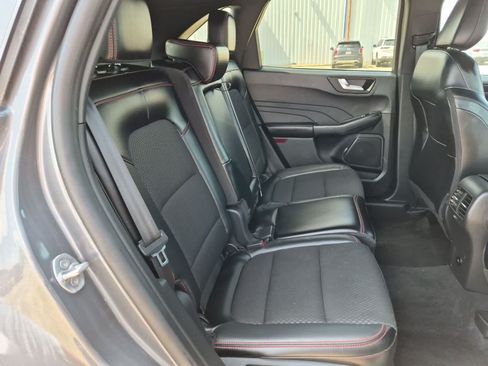 Used 2025 Ford Escape ST-Line FWD image 25