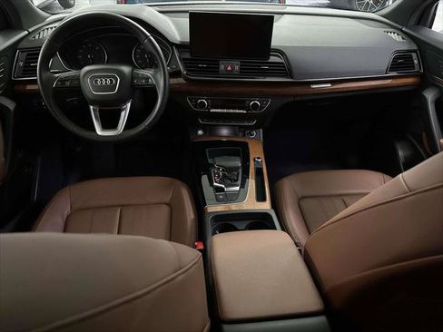 Used 2023 Audi Q5 2.0T Premium w/ Convenience Package AWD/4WD image 13