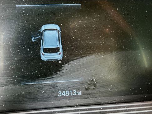 Used 2025 Hyundai Venue SEL FWD image 18