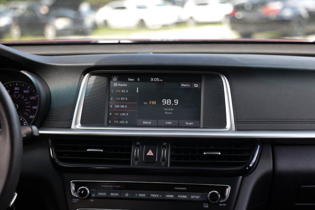 Used 2020 Kia Optima LX FWD image 33