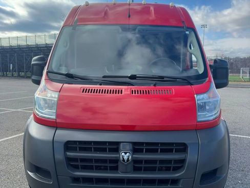 Used 2018 RAM ProMaster 2500 w/ Interior Convenience Group FWD image 3