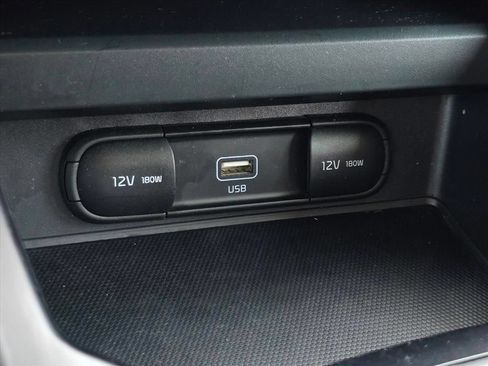 Used 2021 Kia Soul LX FWD image 18