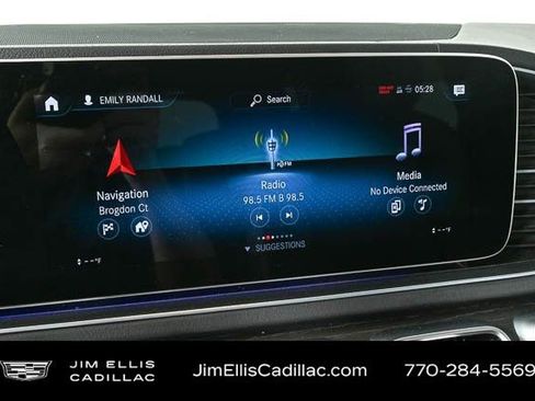 Used 2022 Mercedes-Benz GLS 450 4MATIC image 9