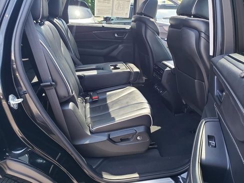 Certified 2023 Acura MDX SH-AWD w/ Advance Package image 34