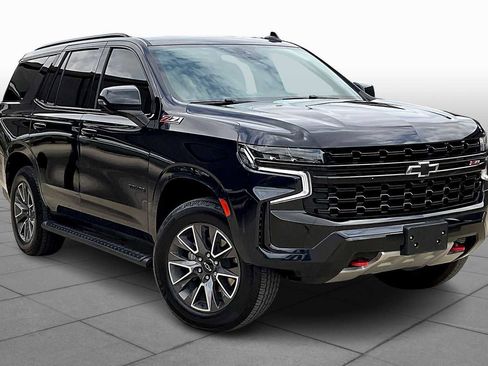 Used 2023 Chevrolet Tahoe Z71 w/ Luxury Package image 3