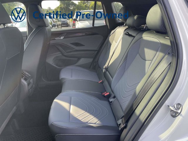 Certified 2026 Volkswagen Tiguan SE R-Line FWD image 12