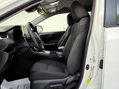 Certified 2025 Toyota RAV4 LE AWD/4WD image 25