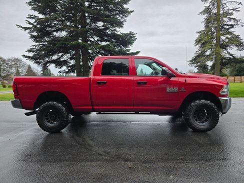 Used 2017 RAM 2500 Tradesman w/ Chrome Appearance Group image 7