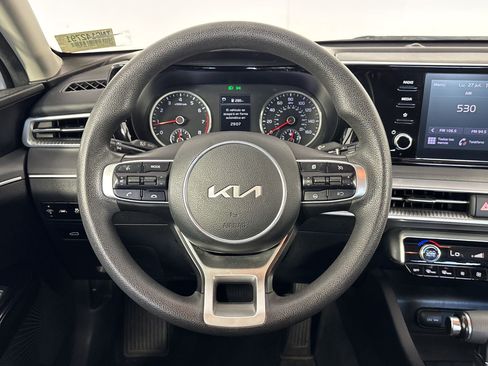 Used 2022 Kia K5 LXS FWD image 11