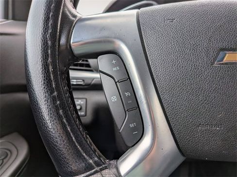 Used 2017 Chevrolet Traverse LT image 13