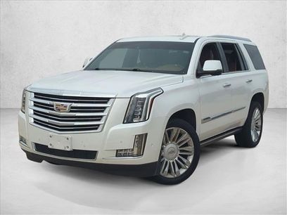 Used 2017 Cadillac Escalade Platinum