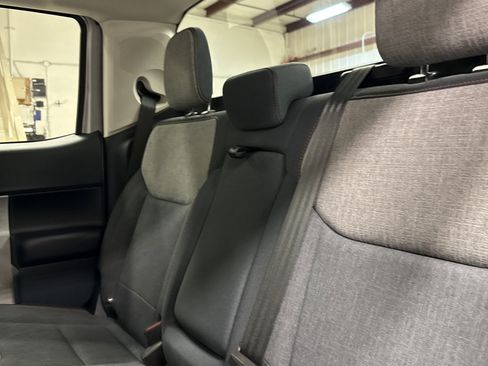 Used 2024 Ford Maverick XLT image 13