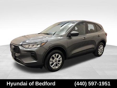 Used 2025 Ford Escape Active AWD/4WD image 1