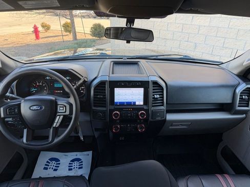 Used 2020 Ford F150 XLT image 14