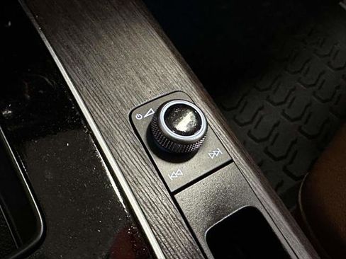 Used 2023 Audi Q5 2.0T Premium w/ Convenience Package image 31