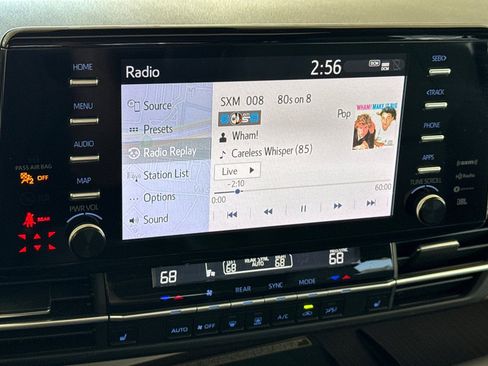 Used 2024 Toyota Sienna XLE w/ XLE Plus Package FWD image 21