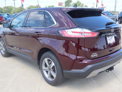 Used 2024 Ford Edge SEL w/ Convenience Package AWD/4WD image 7