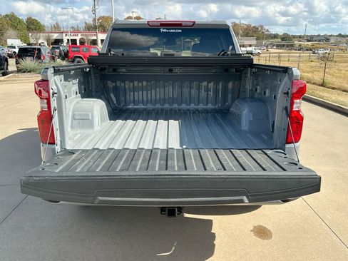 Certified 2025 Chevrolet Silverado 1500 Custom image 23