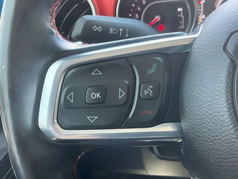 Used 2020 Jeep Gladiator Rubicon AWD/4WD image 16