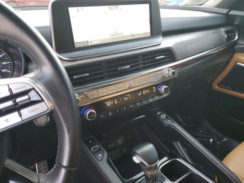 Certified 2022 Kia Telluride SX w/ Towing Package image 27