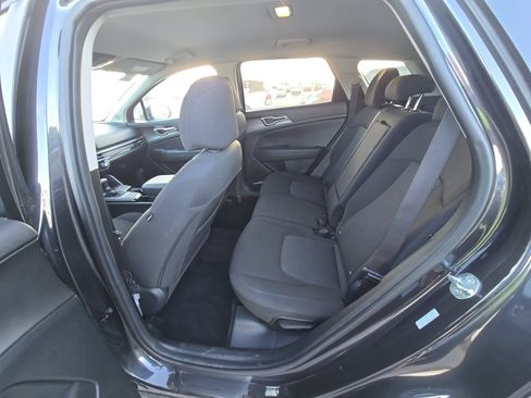 Used 2026 Kia Sportage LX FWD image 13