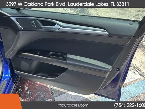 Used 2015 Ford Fusion SE FWD image 36
