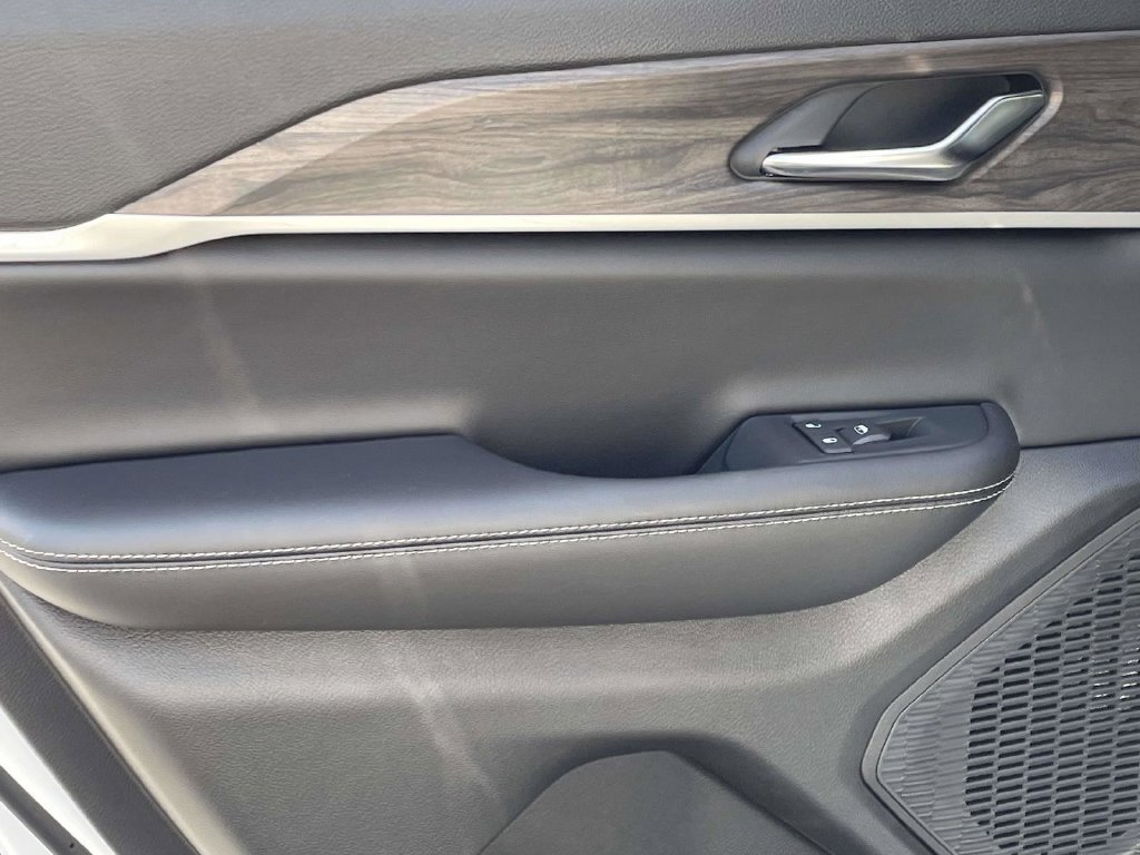 New 2027 Jeep Grand Cherokee 4WD image 20