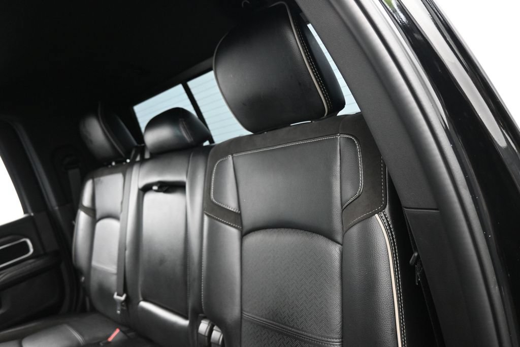 Used 2024 RAM 2500 Laramie w/ Night Edition AWD/4WD image 33