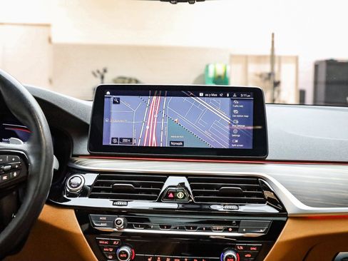 Certified 2023 BMW 540i w/ Premium Package image 15