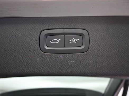 Used 2024 Volvo XC90 B6 Ultimate image 33