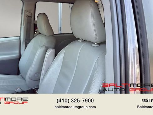 Used 2014 Toyota Sienna XLE w/ Entertainment Package AWD/4WD image 10