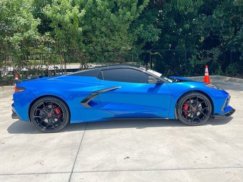 Used 2024 Chevrolet Corvette Stingray Premium Conv w/ Z51 Performance Package RWD image 8