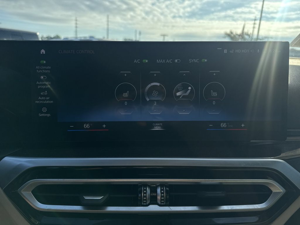Used 2024 BMW 430i Coupe w/ M Sport Package RWD image 20