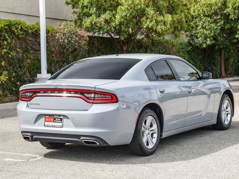 Used 2022 Dodge Charger SXT w/ Cold Weather Package RWD image 10