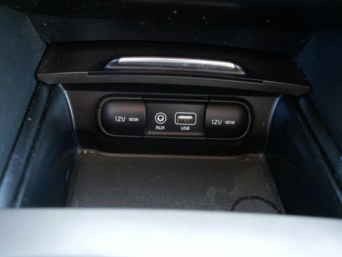 Used 2020 Kia Optima LX image 30