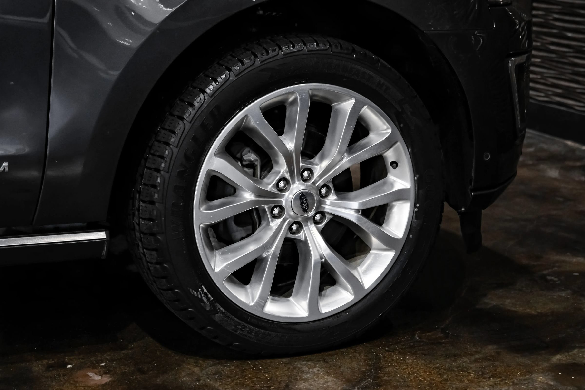 Used 2019 Ford Expedition Max Platinum AWD/4WD image 64