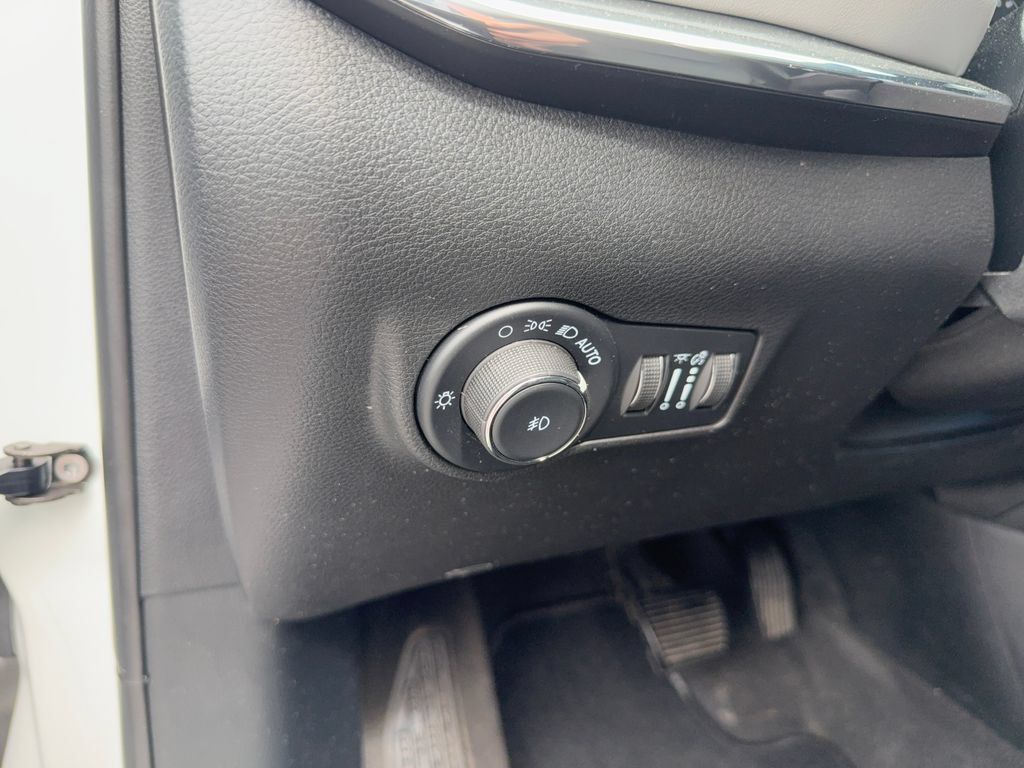 Used 2023 Jeep Compass Limited AWD/4WD image 15