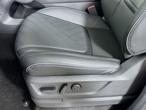 New 2026 INFINITI QX80 Luxe w/ Cargo Package image 25