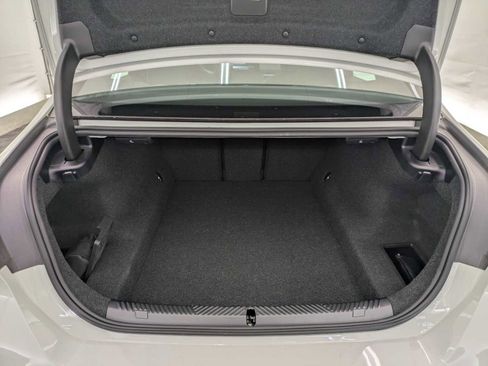 Used 2025 BMW 530i xDrive w/ Premium Package image 35