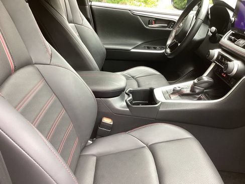 Used 2024 Toyota RAV4 XSE w/ Premium Package AWD/4WD image 4