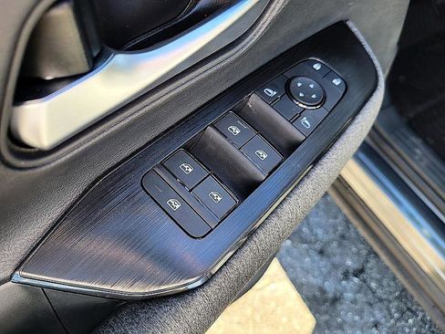 New 2026 Nissan Kicks SV w/ SV Premium Package image 10