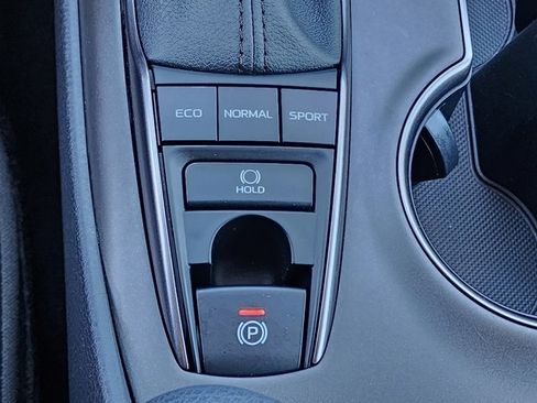 Used 2023 Toyota Camry SE image 26