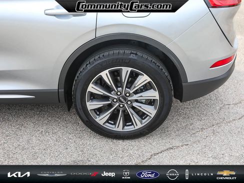 Certified 2022 Lincoln Corsair Reserve w/ Elements Package image 4