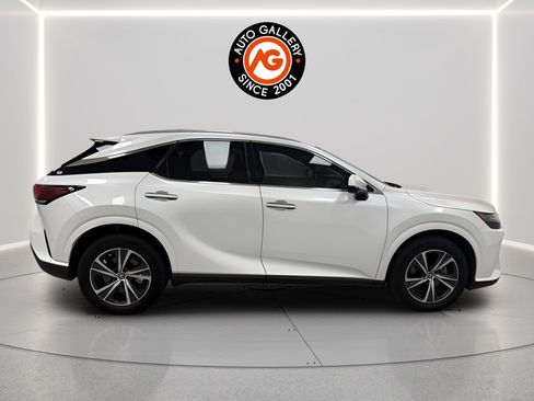 Used 2025 Lexus RX 350h w/ Convenience Package AWD/4WD image 2